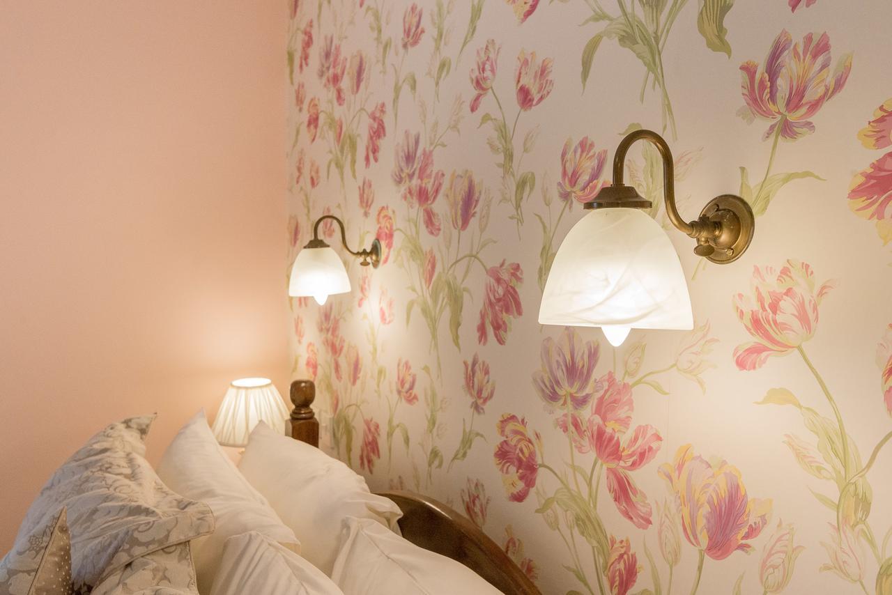 Middle Holly Cottage Scorton  Bagian luar foto